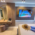 Appartement Luxury Naoum - Adults Only *