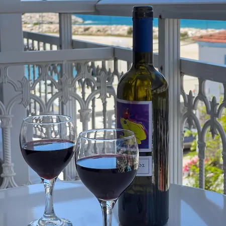 Luxury Naoum - Adults Only Apartman Limenária