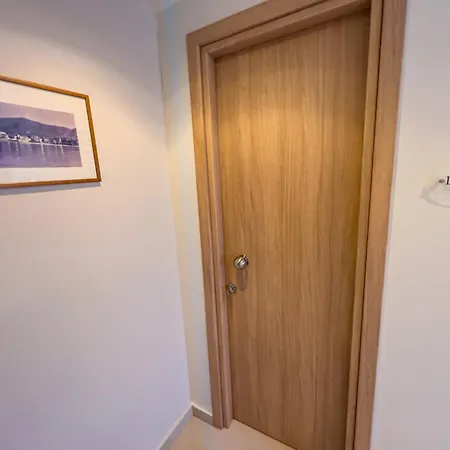 شقة Luxury Naoum - Adults Only *