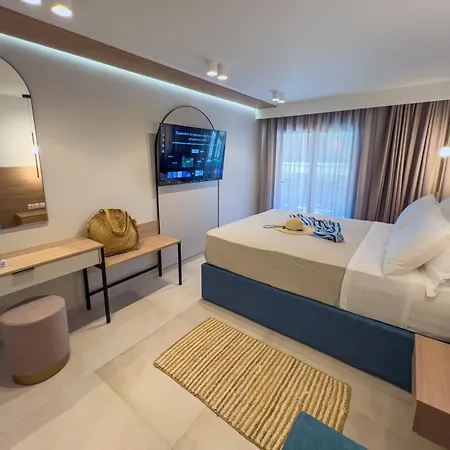 Luxury Naoum - Adults Only