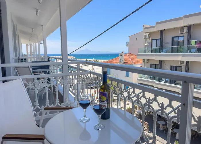 Luxury Naoum - Adults Only