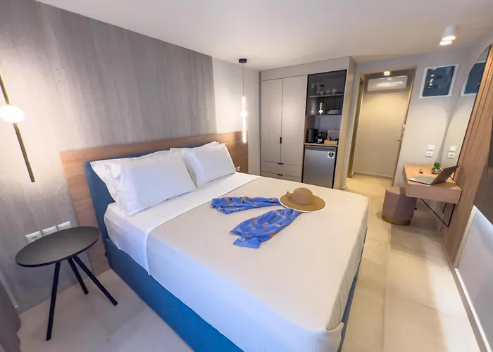 Luxury Naoum - Adults Only Apartment *