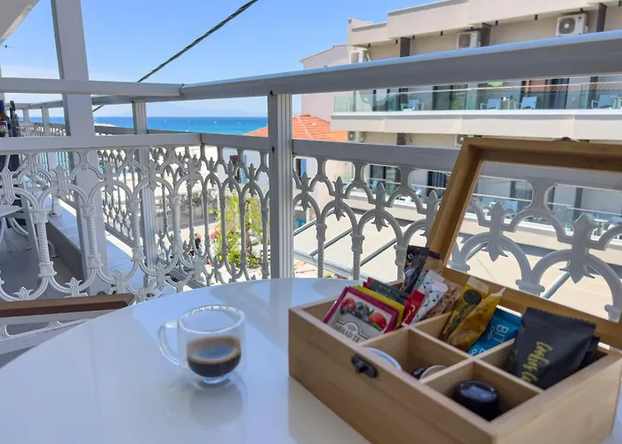 Luxury Naoum - Adults Only